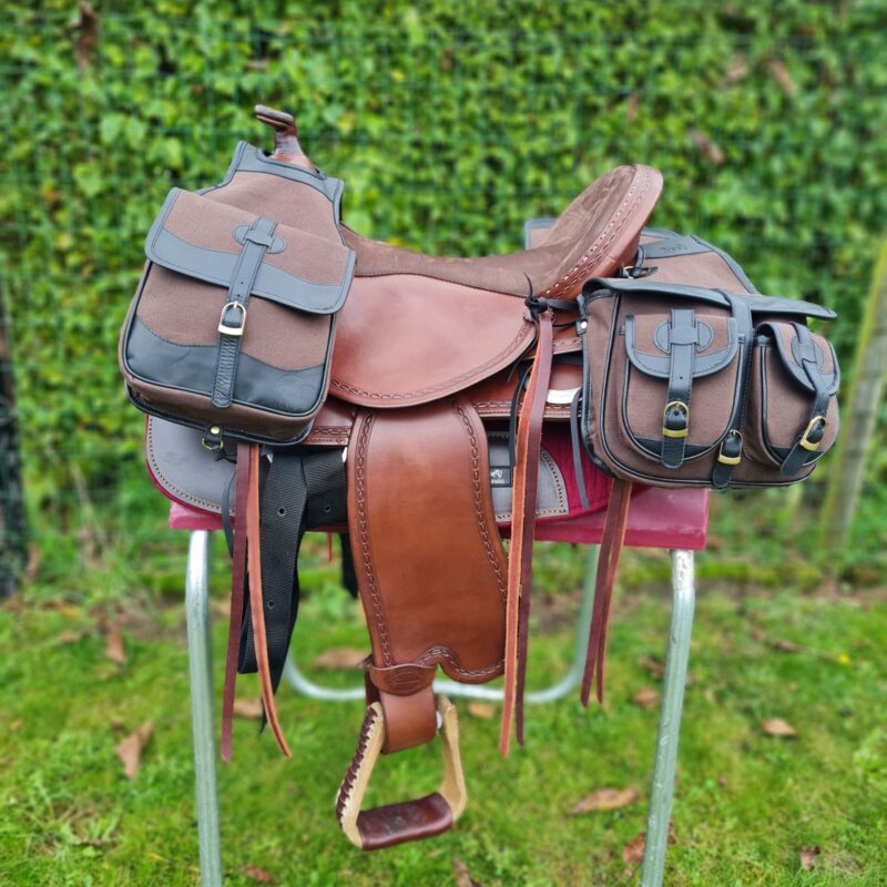 MAGS Horsetack zadeltas Vinnie (achter)